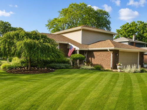 8708 W 144th St, Orland Park, IL, 60462-2736 | Card Image