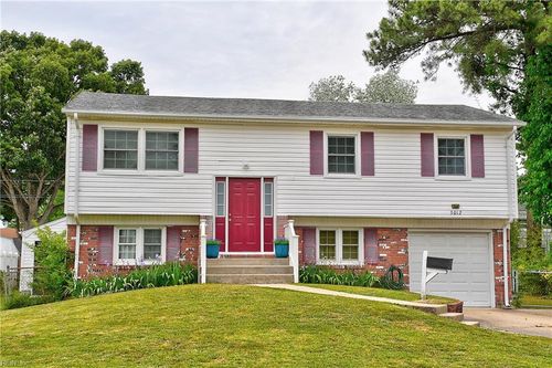 3012 Ashlawn Ter, Virginia Beach, VA, 23452-6508 | Card Image