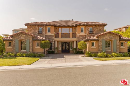 7305 Augusta Dr, Moorpark, CA, 93021 | Card Image