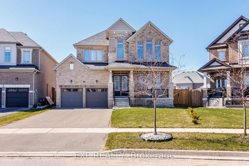 1807 Emberton Way, Innisfil, ON, L9S0N4 | Card Image