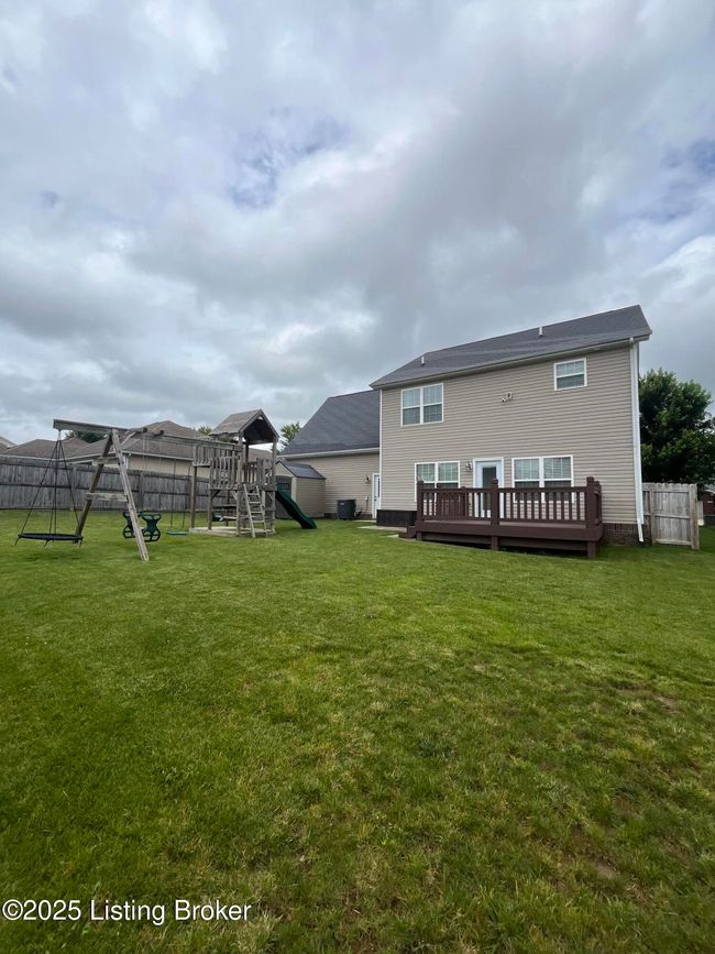 506 Concord Grape Way, House other with 4 bedrooms, 3 bathrooms and null parking in Vine Grove KY | Image 10