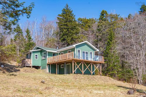 164 North Wrights Lake Road, Doucetteville, NS, B0W1H0 | Card Image