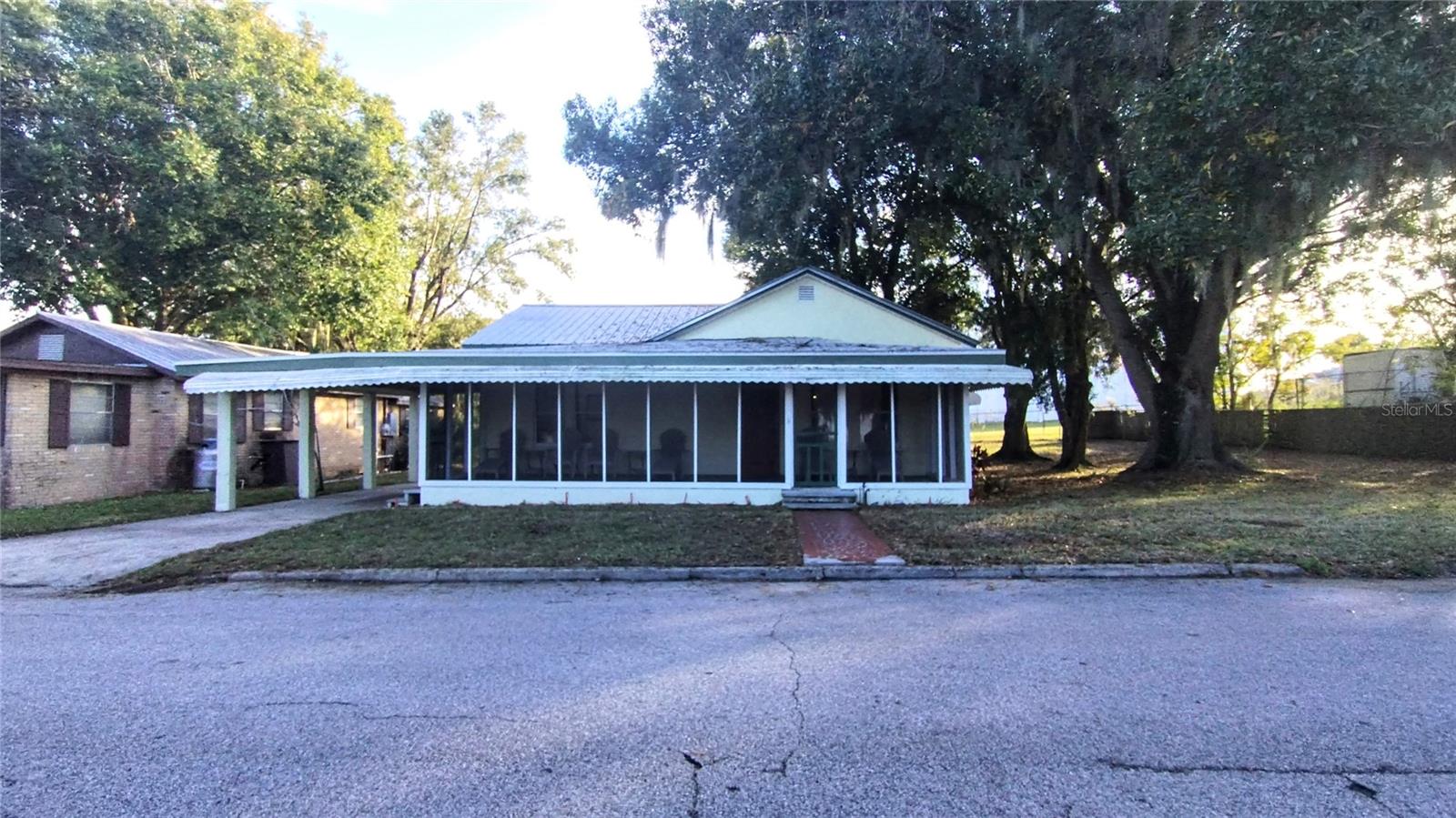 3rd St, Frostproof, FL 33843