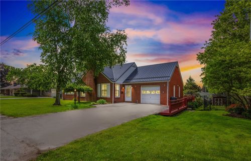 865 W Sanner St, Somerset, PA, 15501-1735 | Card Image