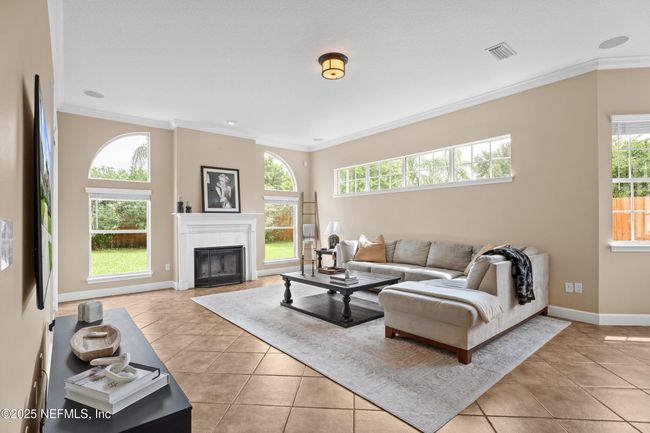 13764 Shady Woods St N, House other with 3 bedrooms, 3 bathrooms and null parking in Jacksonville FL | Image 21