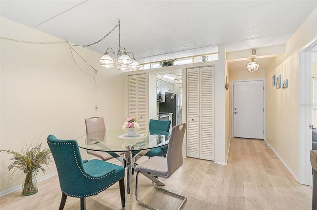 APT-115 - 708 Tamiami Trl S, Condo with 2 bedrooms, 2 bathrooms and null parking in VENICE FL | Image 4