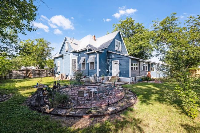 409 W Clark St, House other with 4 bedrooms, 2 bathrooms and 4 parking in Bartlett TX | Image 36