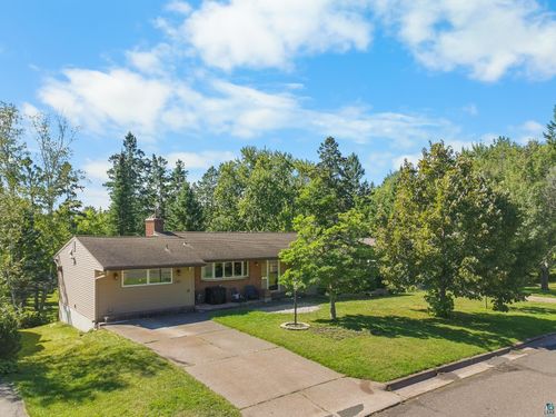 5310 Oakley St, Duluth, MN, 55804-1321 | Card Image