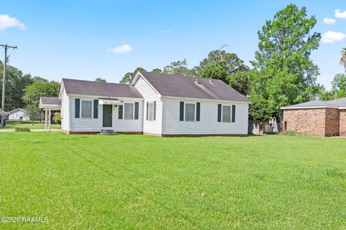 524 Loreauville Rd, New Iberia, LA, 70563-1940 | Card Image