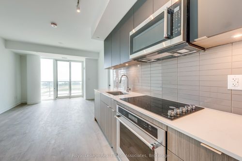 806-220 Missinnihe Way, Mississauga, ON, L5H0A9 | Card Image