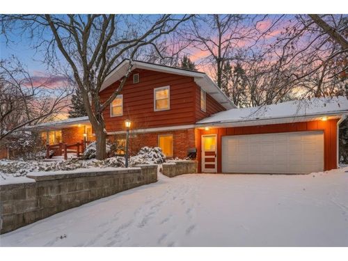 1015 W Maple St, River Falls, WI, 54022-2057 | Card Image