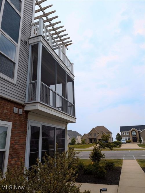622-2620 S Waterside Ct, Lakeside Marblehead, OH, 43440-9117 | Card Image