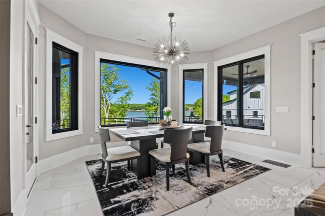 385 Squirrel Ln, House other with 5 bedrooms, 8 bathrooms and null parking in Lake Wylie SC | Image 10