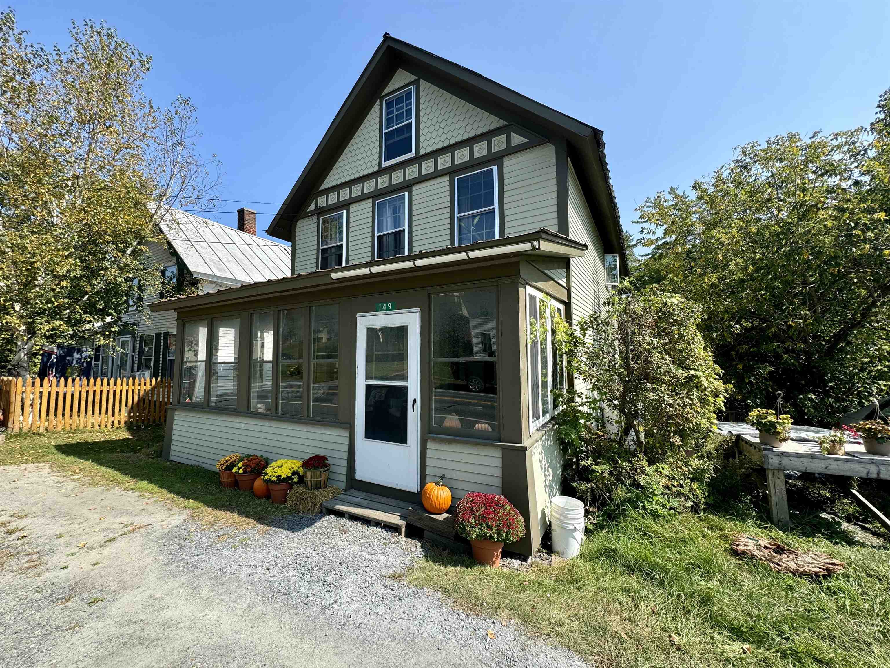 Main St, Bradford, VT 05033