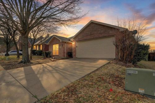 8417 Romanway Dr, Dallas, TX, 75249-2611 | Card Image