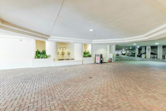 APT-401 - 99 Se Mizner Blvd, Condo with 2 bedrooms, 2 bathrooms and null parking in Boca Raton FL | Image 15