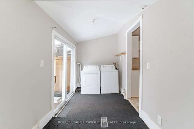 189 Dundas St N, House attached with 3 bedrooms, 2 bathrooms and 5 parking in Cambridge ON | Image 13