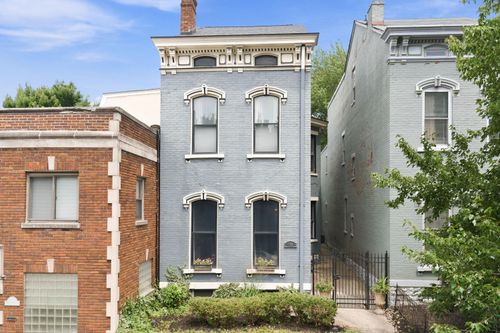 703 Overton St, Newport, KY, 41071-2064 | Card Image