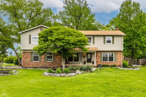 1185 Starkey Rd, Zionsville, IN, 46077-1924 | Card Image