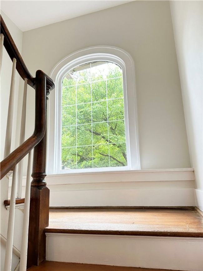 6927 Perrysville Ave, House other with 3 bedrooms, 3 bathrooms and 2 parking in Ben Avon PA | Image 18