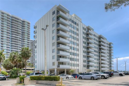 apt-7h-7545 Treasure Dr, North Bay Village, FL, 33141-4309 | Card Image