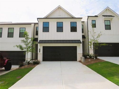7424 Quinn Pl, Flowery Branch, GA, 30542-1505 | Card Image