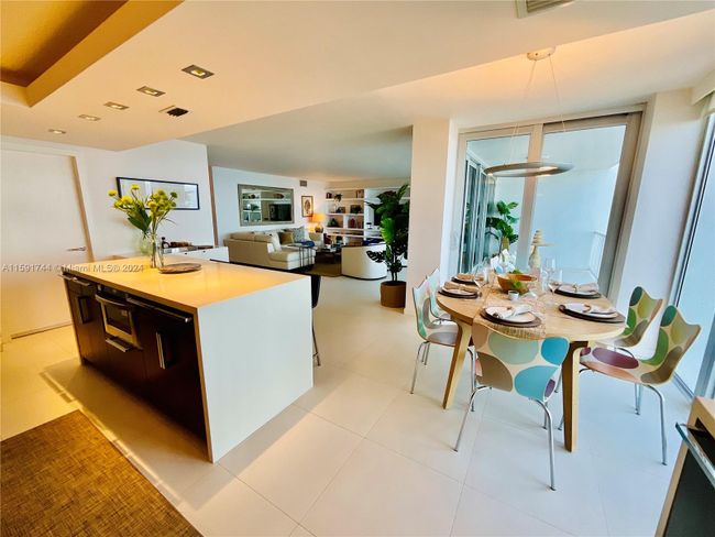 APT-11B - 881 Ocean Dr, Condo with 2 bedrooms, 2 bathrooms and null parking in Key Biscayne FL | Image 26