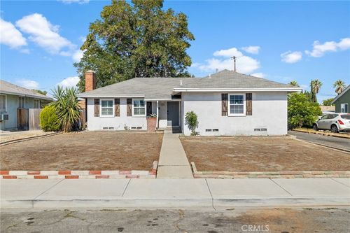1906 Cloverdale Dr, Pomona, CA, 91767-3204 | Card Image