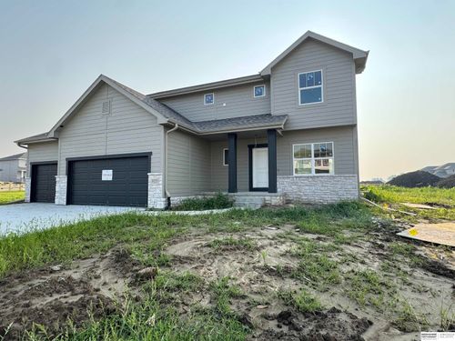 6313 N 209th St, Elkhorn, NE, 68022 | Card Image