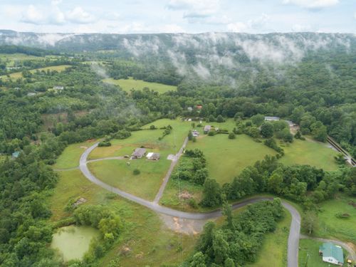 256 Rock Creek Rd, Lookout Mountain, GA, 30750-2969 | Card Image