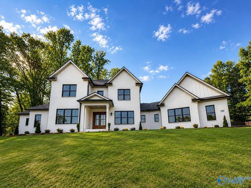128 Mill Springs Ln, Huntsville, AL, 35811-9819 | Card Image