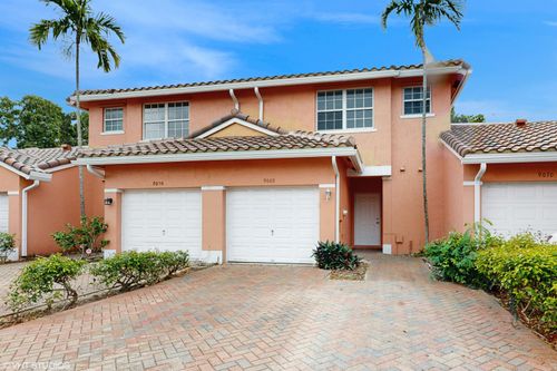 9060 Nw 38th Pl, Sunrise, FL, 33351-8815 | Card Image