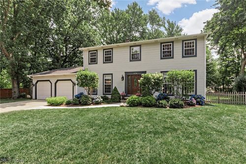 5778 Green Circle, Willoughby, OH, 44094 | Card Image