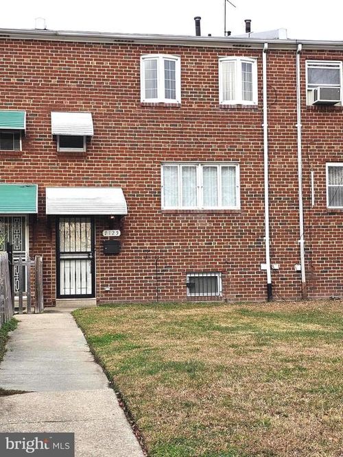 7125 Lindbergh Blvd, Philadelphia, PA, 19153-3018 | Card Image