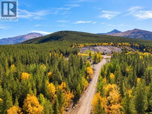 68 Elk Rd, Whitehorse, YT, Y1A4N2 | Card Image