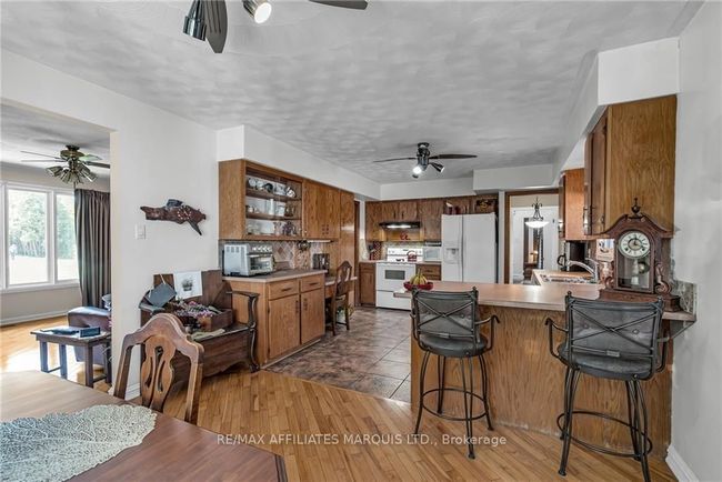 16933 8 Th Rd, House other with 3 bedrooms, 2 bathrooms and 8 parking in Moose Creek ON | Image 9