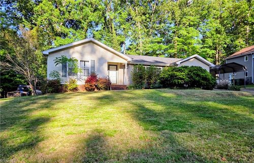 516 Dogwood Court, High Point, NC, 27260 | Card Image