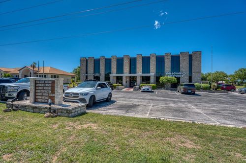 7501 W Fm 2147, Horseshoe Bay, TX, 78657 | Card Image