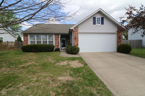 10130 Long Meadow Dr, Fishers, IN, 46038-7191 | Card Image