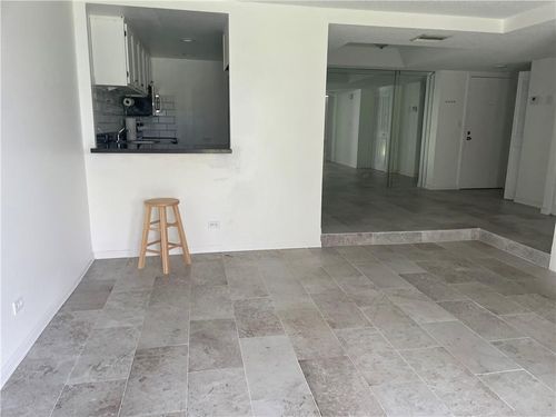 apt-1d-3670 Inverrary Dr, LAUDERHILL, FL, 33319-5939 | Card Image