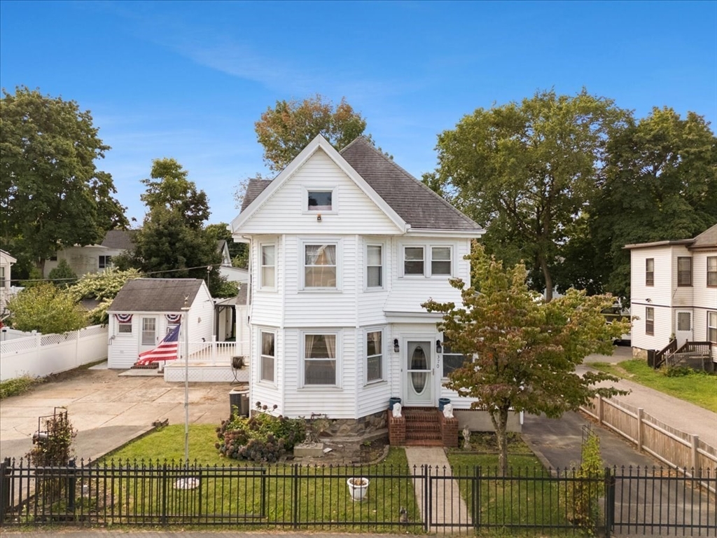 370 Forest Ave, For Sale in Brockton Zoocasa