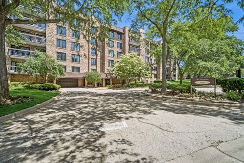 217-3860 Mission Hills Rd, Northbrook, IL, 60062-5753 | Card Image