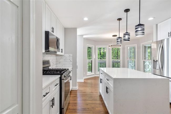 100 Little Ridge Rd, House other with 5 bedrooms, 4 bathrooms and 1 parking in Berkeley Lake GA | Image 33