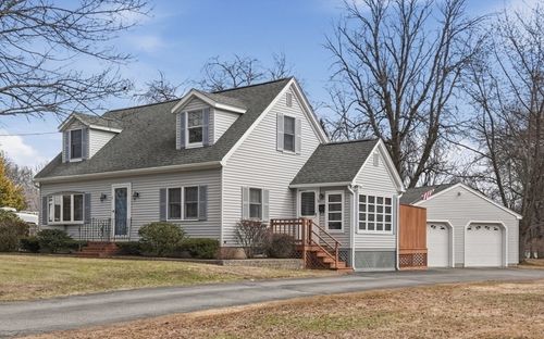 11 Mudnock Rd, Salisbury, MA, 01952-2302 | Card Image