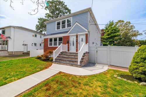 apt-1st-123 Denton Ave, Lynbrook, NY, 11563-3654 | Card Image