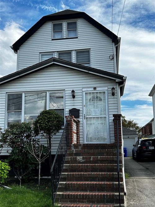 169-10 77th Road, New York, NY, 11366 | Card Image