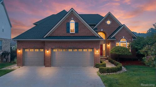 16928 Boulder Dr, Northville, MI, 48168-6819 | Card Image