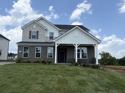 978 Champions Cir, Mount Juliet, TN, 37122-2748 | Card Image
