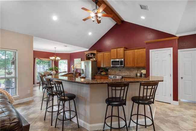 6443 Hardy Weedon Rd, House other with 3 bedrooms, 2 bathrooms and 1 parking in College Station TX | Image 10