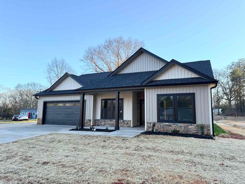 179 Cedar Ave, wellford, SC, 29385-9635 | Card Image